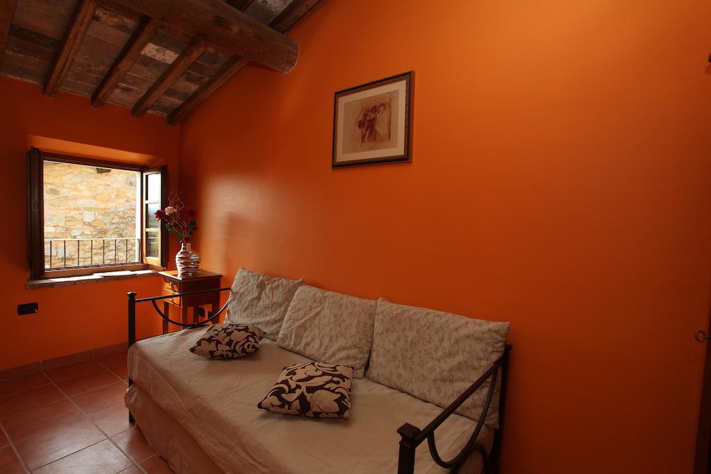 Antico Borgo De' Frati Apartment San Gimignano Room photo